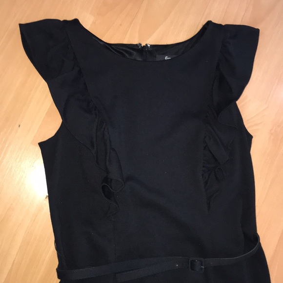 EXPRESS Ruffle Detail Dress NWT - Picture 4 of 9